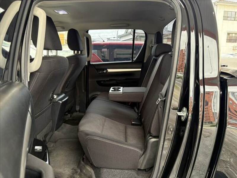 HILUX