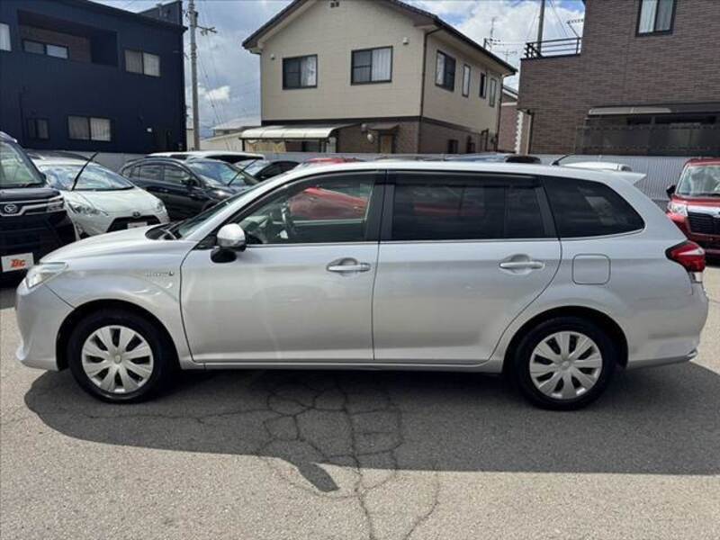 COROLLA FIELDER