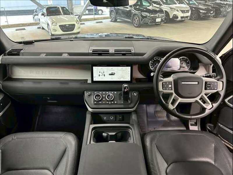 DEFENDER