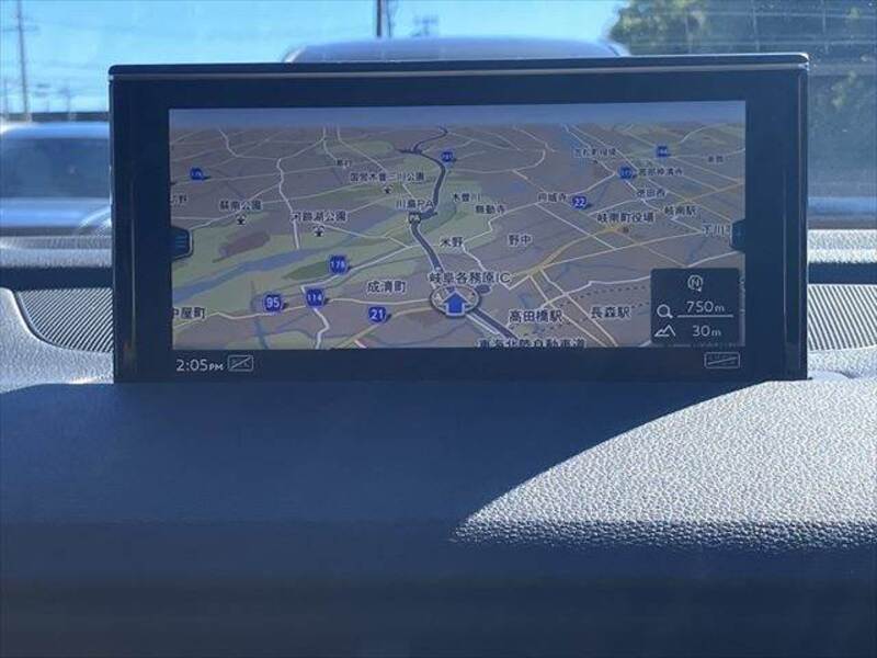Q7
