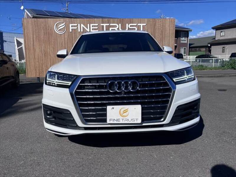 Q7