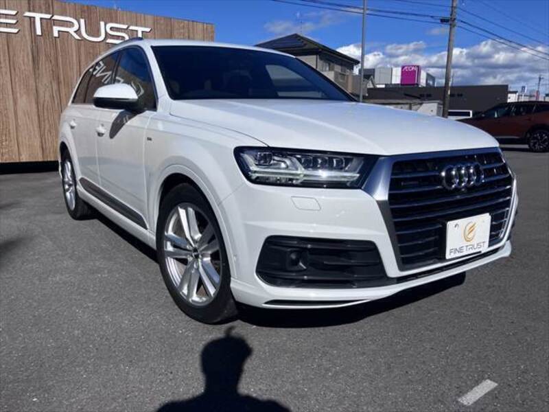 Q7
