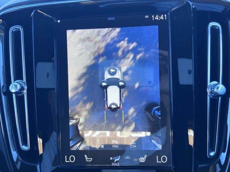 XC40
