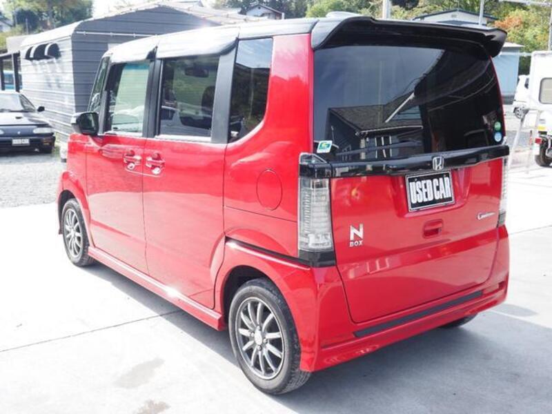N BOX CUSTOM