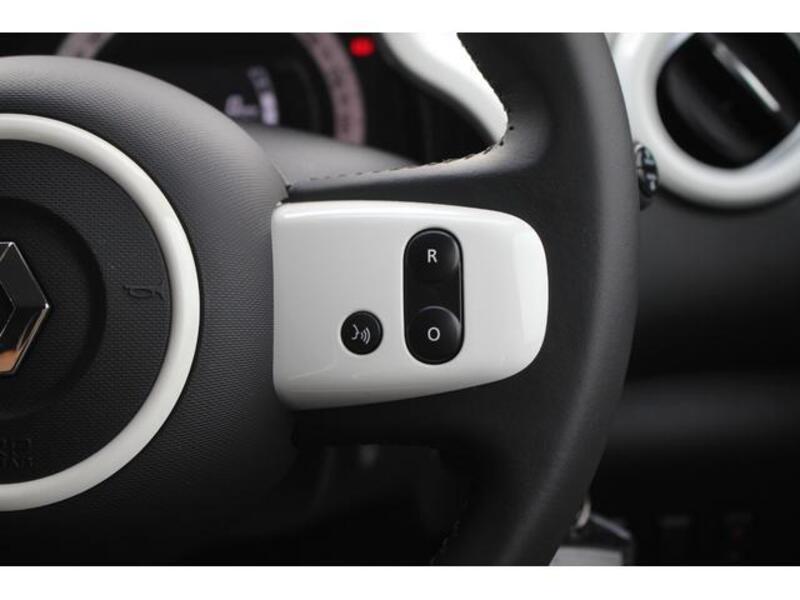 TWINGO