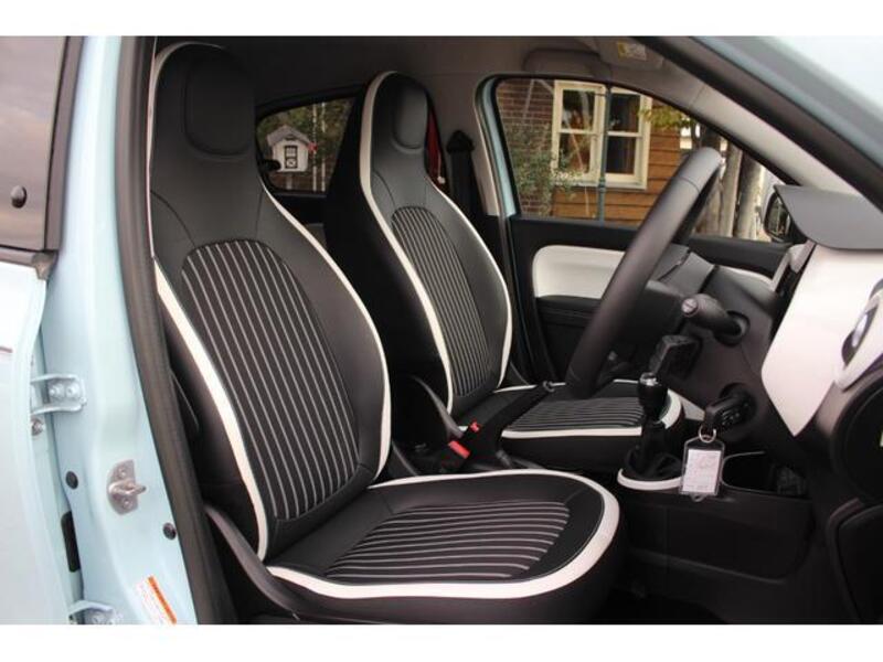 TWINGO