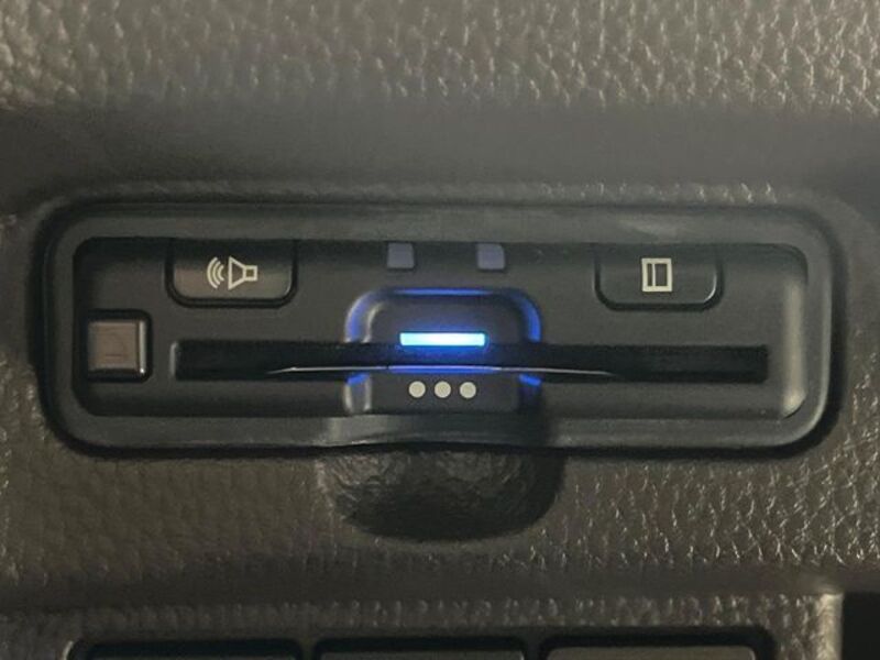 N BOX