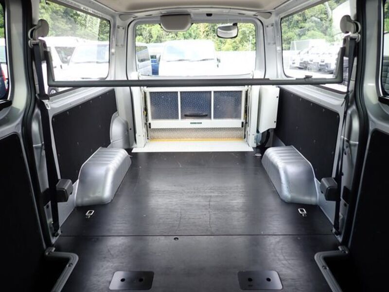 NV350 CARAVAN