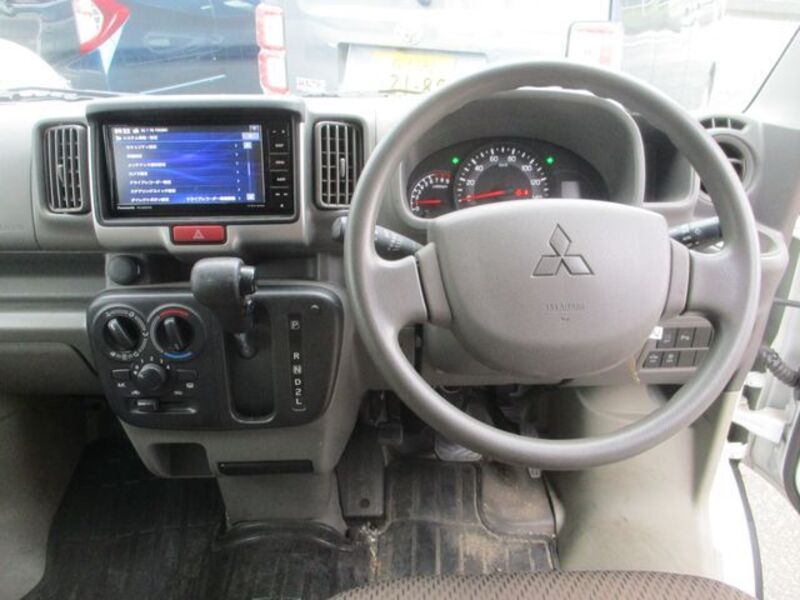 MINICAB VAN