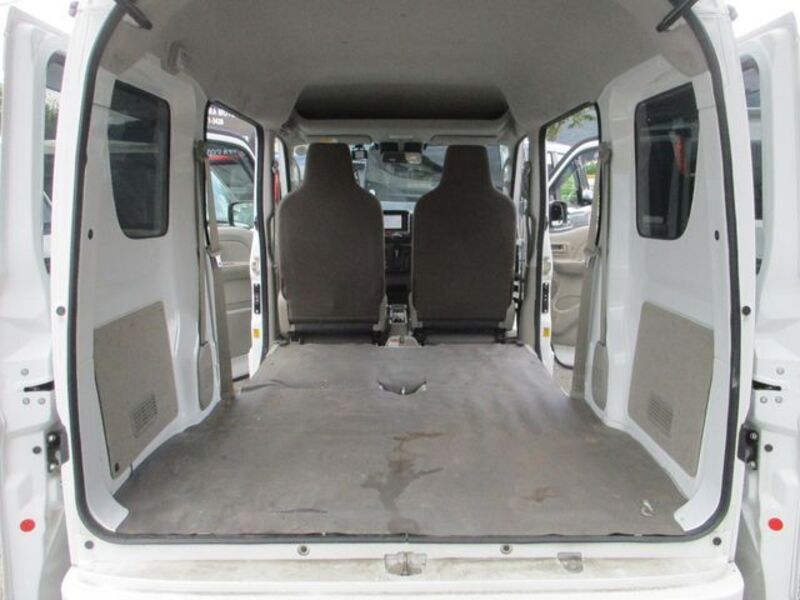 MINICAB VAN