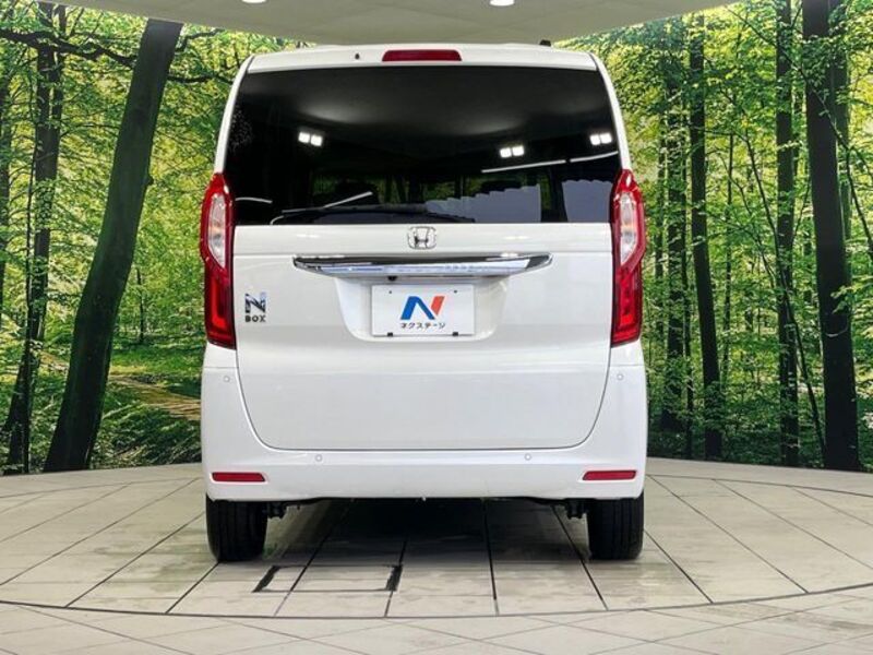 N BOX