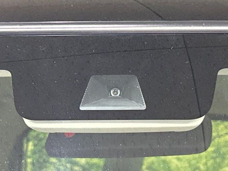 N BOX