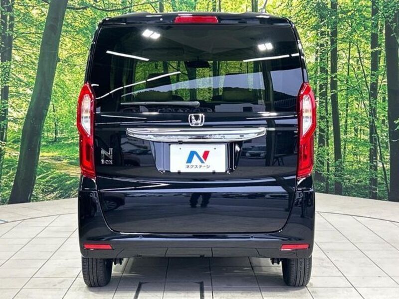 N BOX