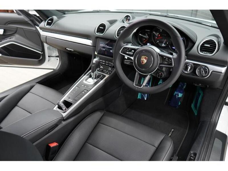 718 CAYMAN