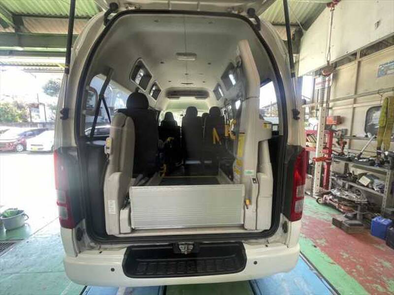 HIACE VAN
