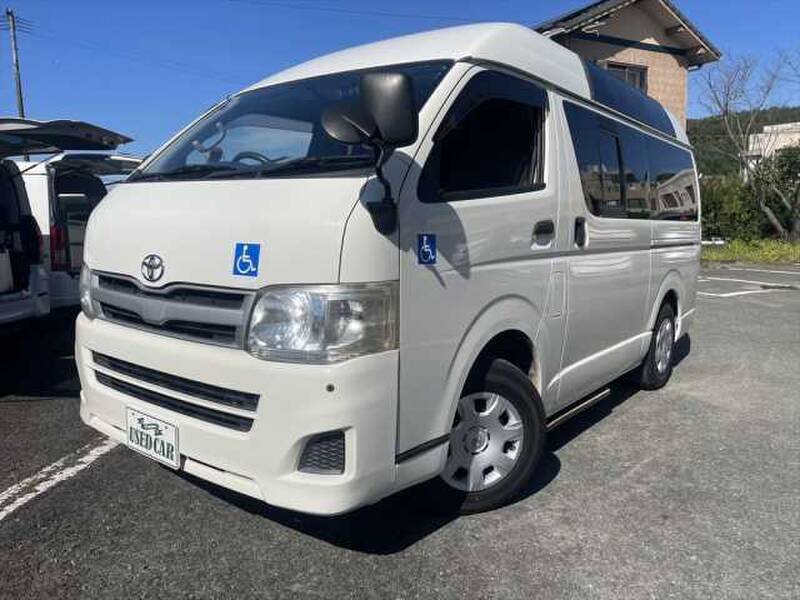 HIACE VAN