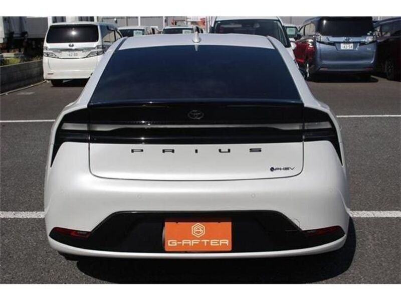 PRIUS PHV