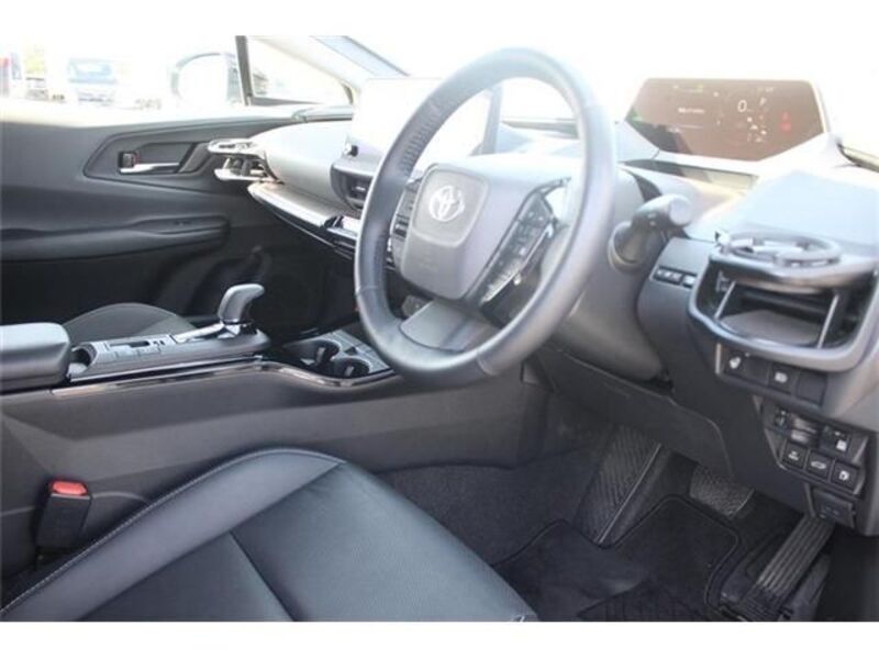 PRIUS PHV