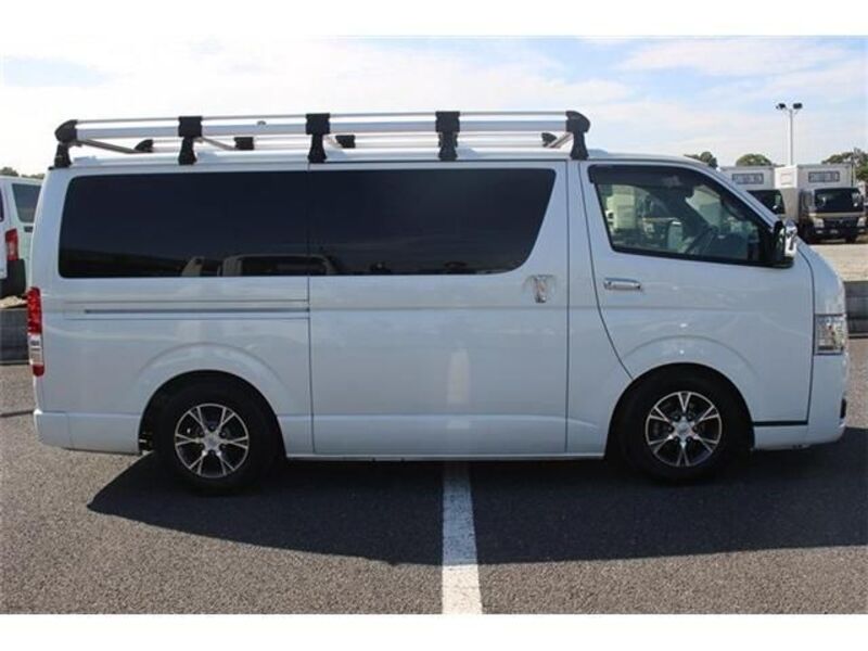HIACE