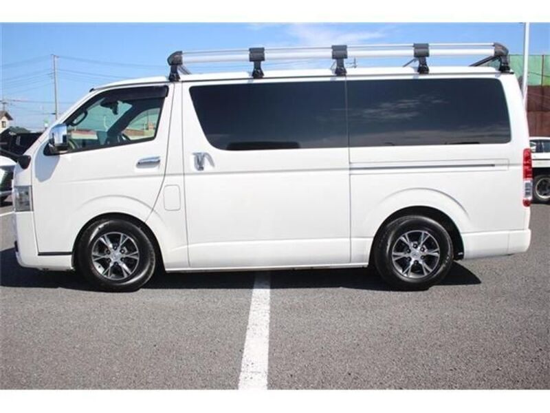 HIACE