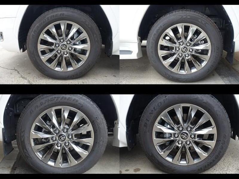 LAND CRUISER