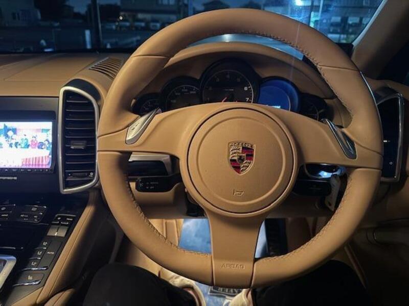 CAYENNE