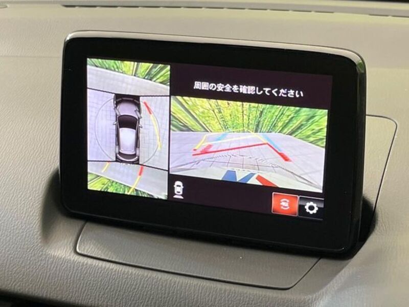 MAZDA2