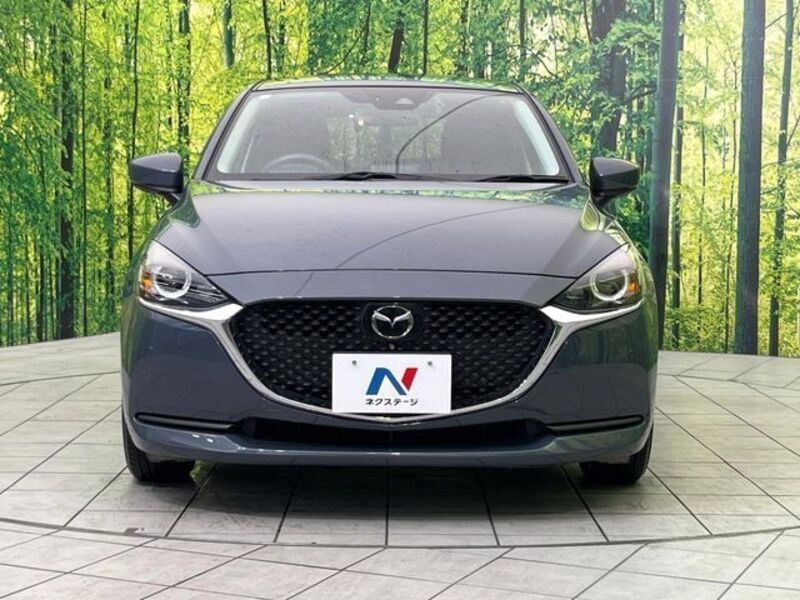 MAZDA2