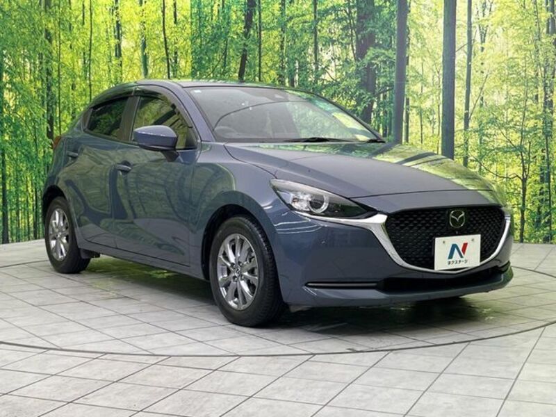 MAZDA2