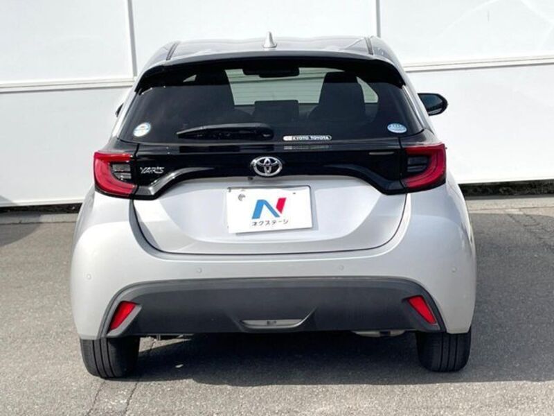 YARIS
