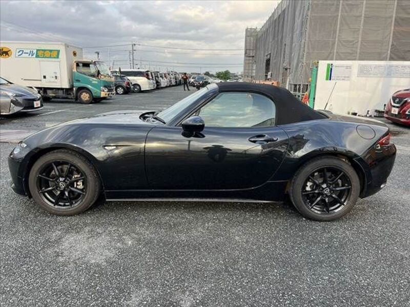 ROADSTER