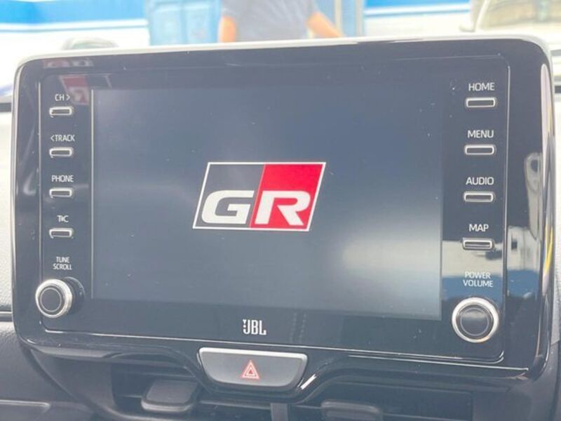 GR YARIS