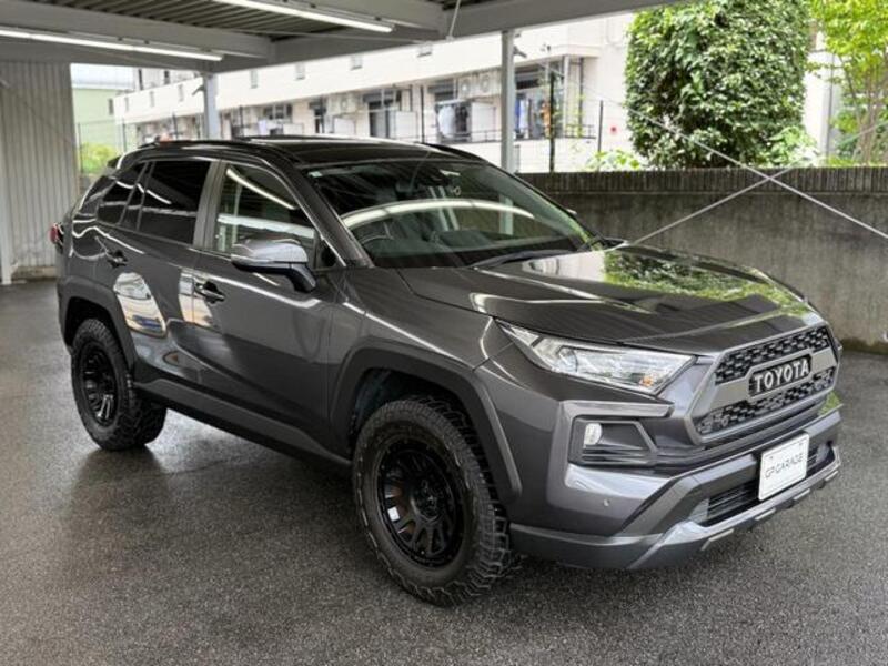 RAV4