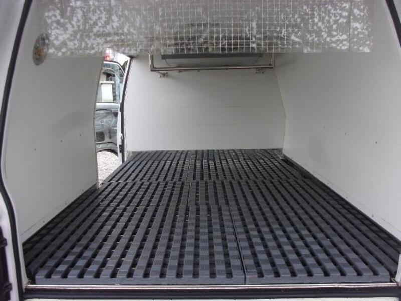 BONGO VAN