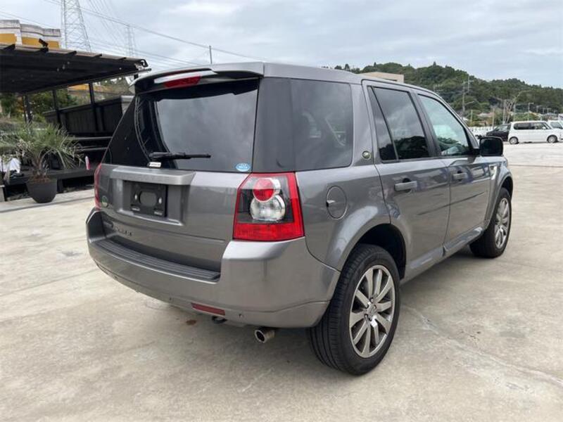 FREELANDER 2