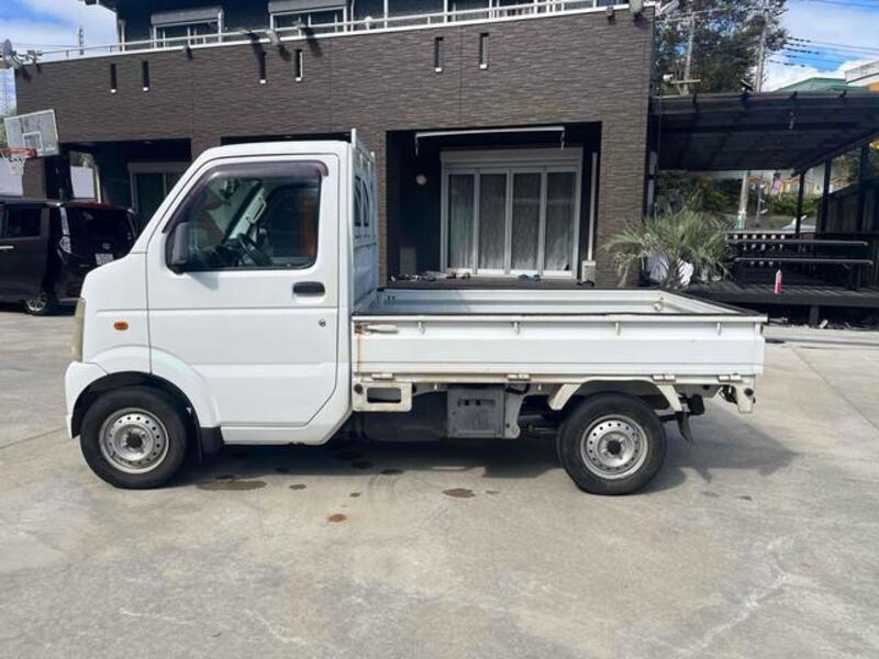 CARRY TRUCK