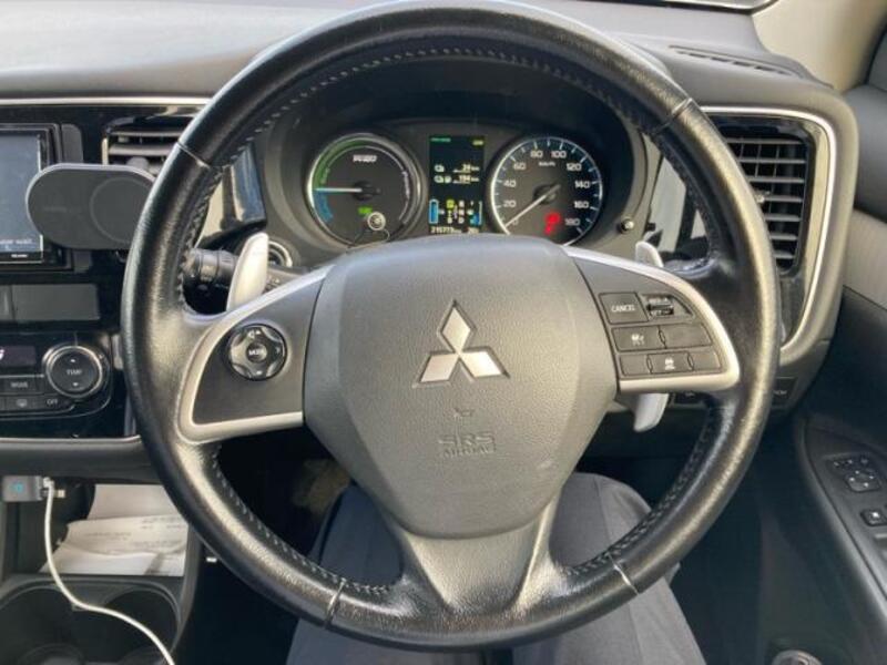 OUTLANDER PHEV