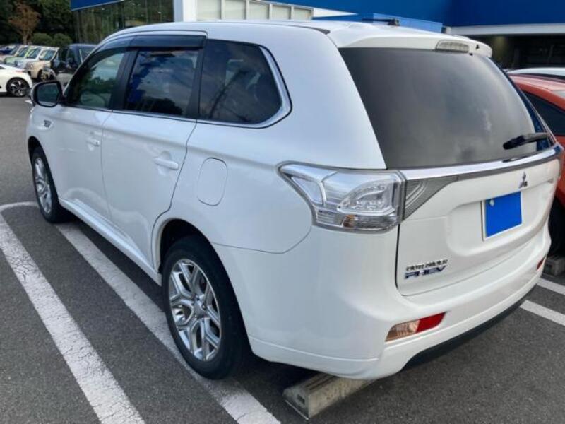 OUTLANDER PHEV