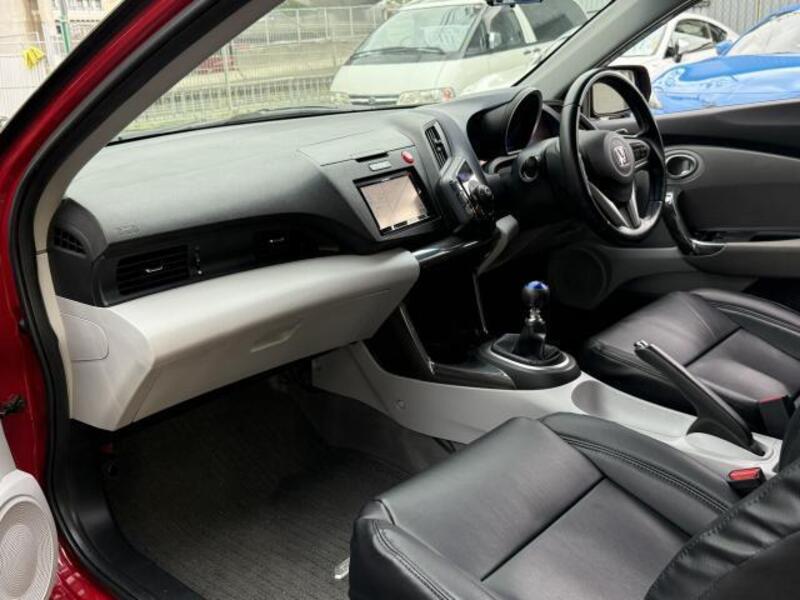 CR-Z