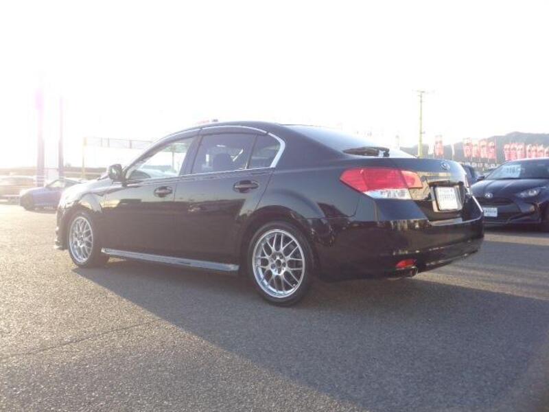 LEGACY B4