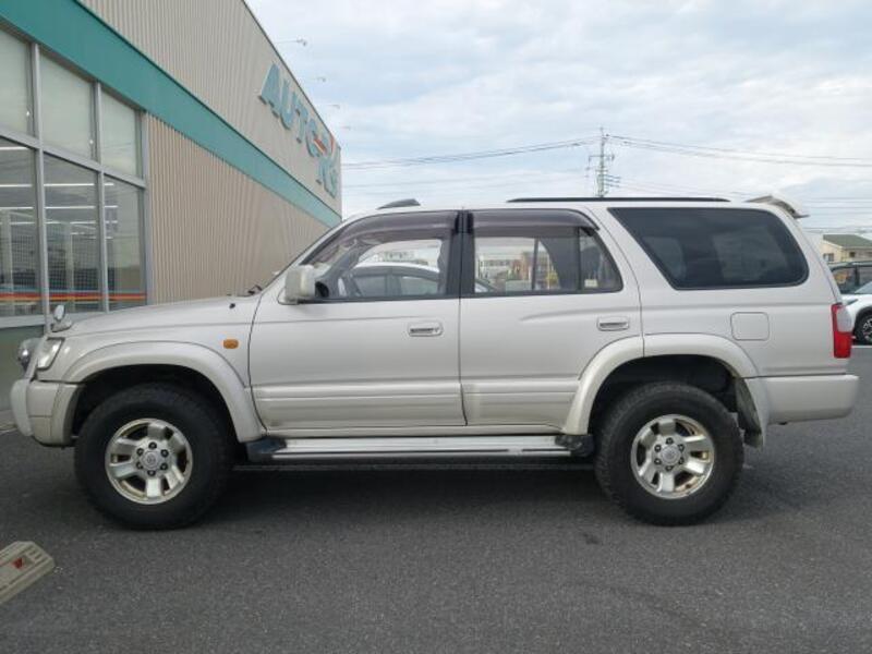 HILUX SURF