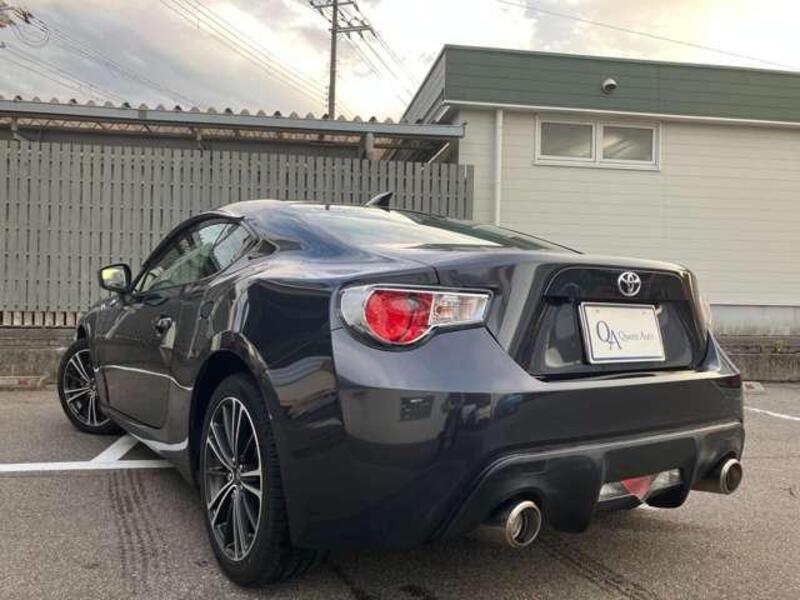 86
