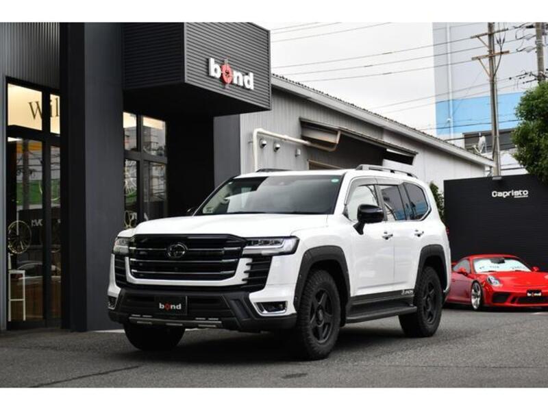 TOYOTA LAND CRUISER