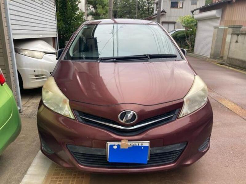 TOYOTA VITZ