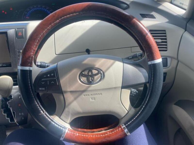 ESTIMA HYBRID