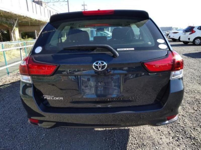 COROLLA FIELDER