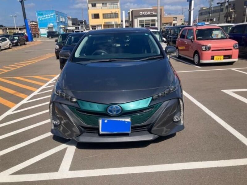 TOYOTA PRIUS PHV