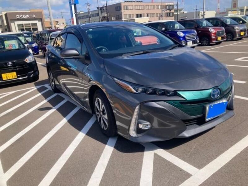 PRIUS PHV