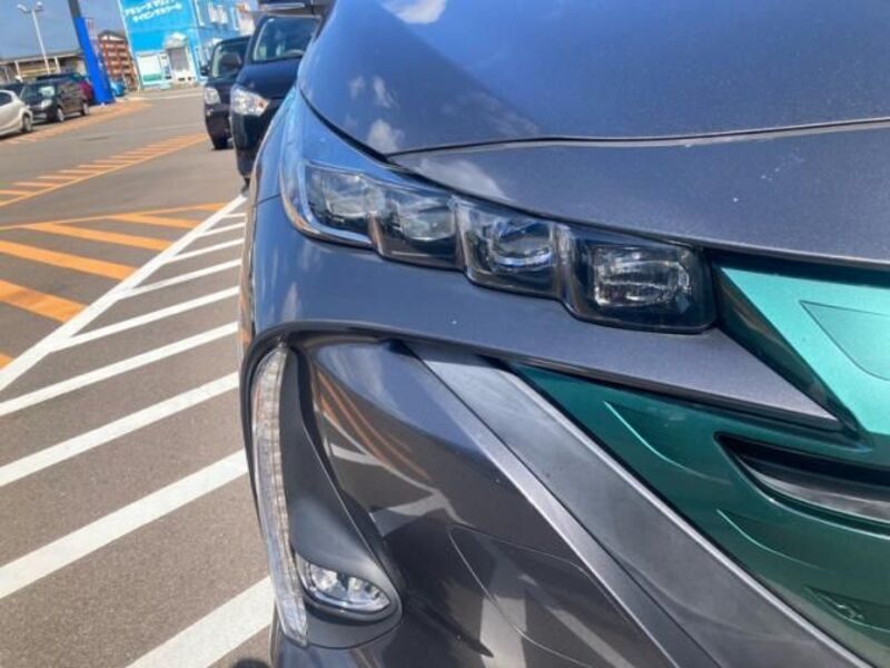 PRIUS PHV