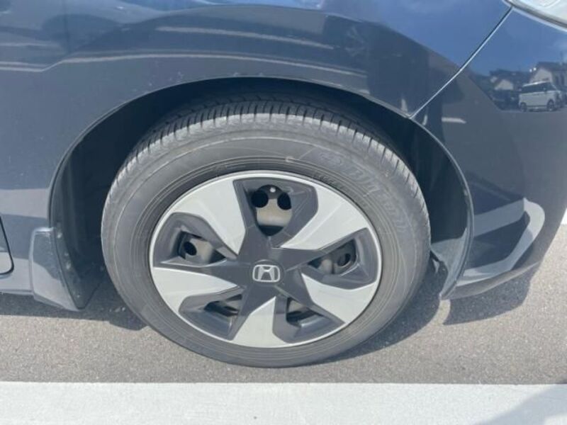 FIT HYBRID